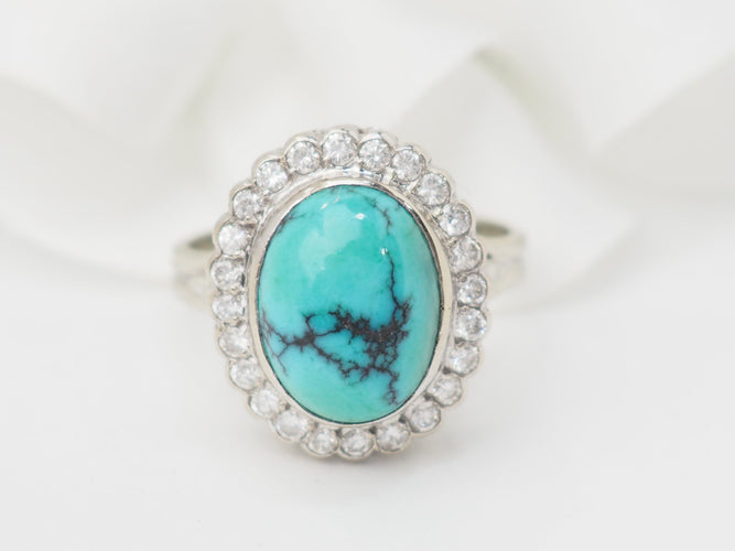 Bague 56 Bague pompadour en or blanc 18 ct, diamants et turquoise cabochon 58 Facettes 33204