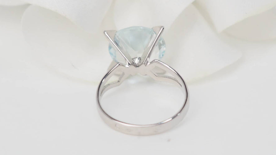 Bague 48 Bague vintage en or blanc 18 ct avec aigue-marine 4 ct 58 Facettes 32954