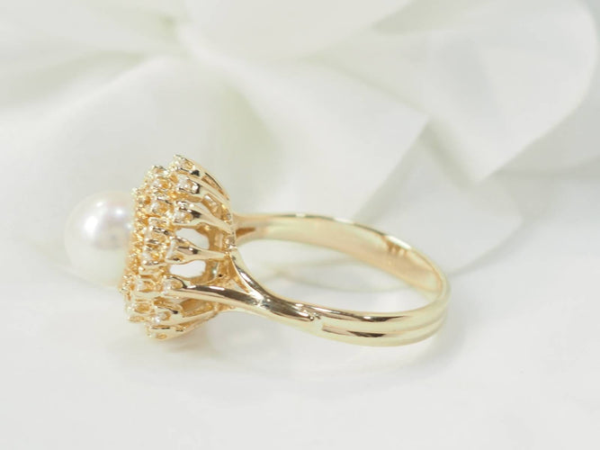 Bague 53.5 Bague vintage en or jaune 18 ct, perle de culture et diamants 58 Facettes 33538