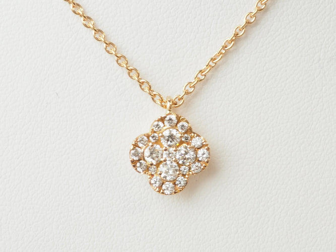 Collier Collier trèfle en or rose 18 kt et diamants 58 Facettes 33100