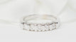 Bague 53.5 Demi-alliance en or blanc 18 kt et diamants 0,60 ct 58 Facettes 31384