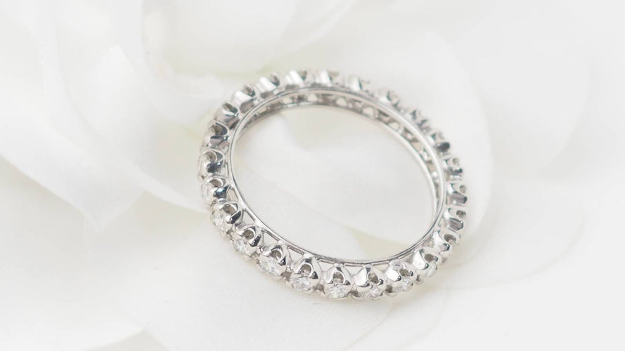 Bague 60 Alliance américaine en or blanc 18 kt et diamants 1,20 ct 58 Facettes 33032