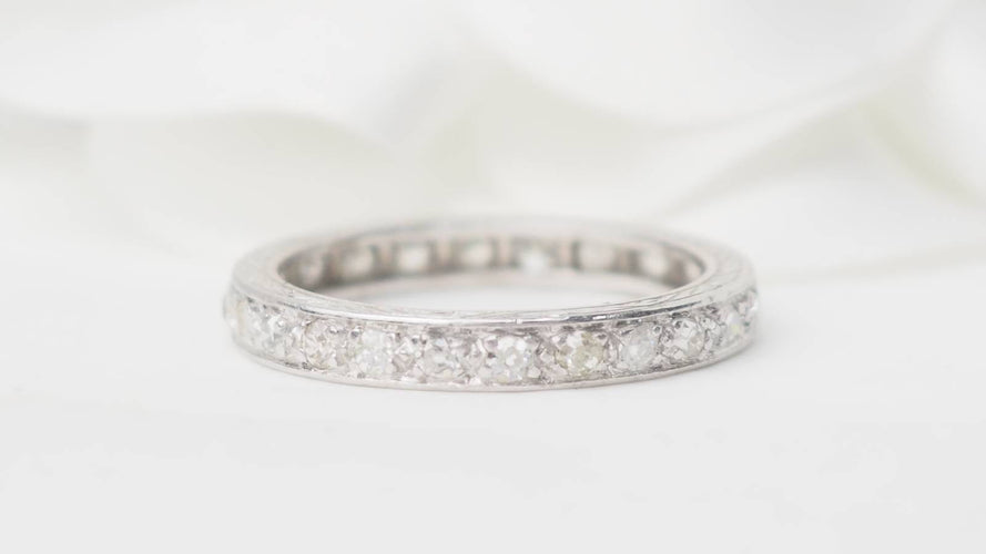 Bague 53 Alliance américaine tour complet en platine 850 et diamants 0,80 ct 58 Facettes 31755