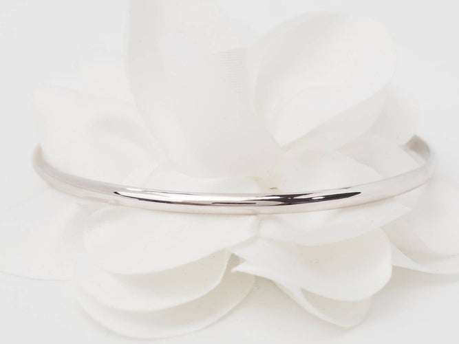 Bracelet Bracelet demi-jonc en or blanc 18 kt 58 Facettes F4855