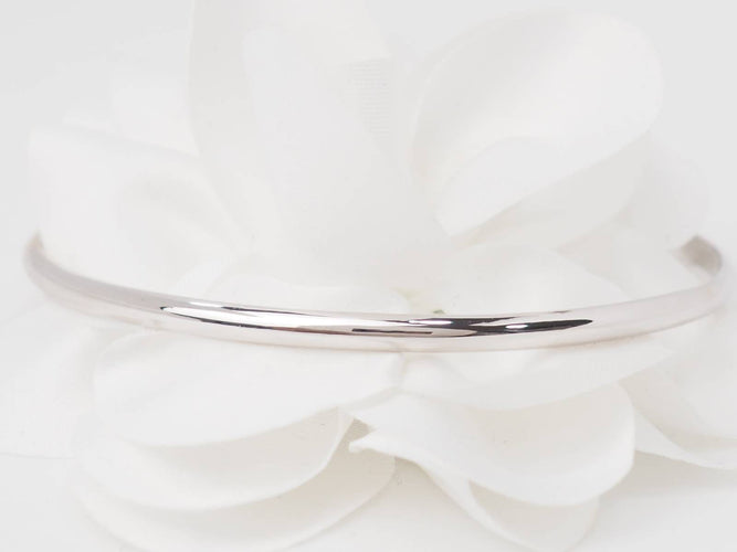 Bracelet Bracelet demi-jonc en or blanc 18 kt 58 Facettes F4855