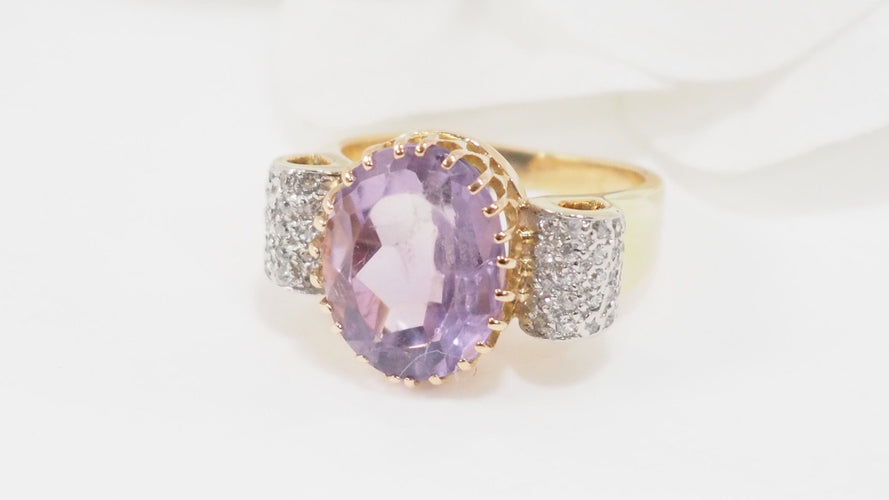 Bague 49 Bague nœud en or jaune 18 ct, améthyste et diamants 58 Facettes 32678