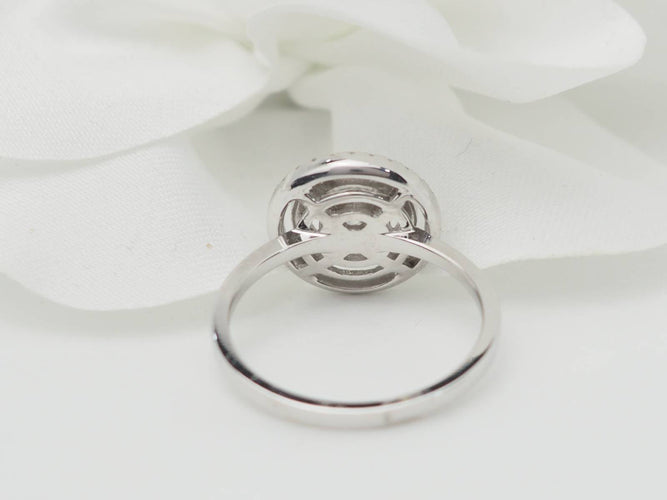 Bague 52 Bague solitaire en or blanc 18 ct et diamants 58 Facettes 29912