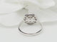 Bague 52 Bague solitaire en or blanc 18 ct et diamants 58 Facettes 29912