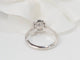 Bague 53 Bague solitaire en or blanc 18 kt et diamants 0,82 ct 58 Facettes 31189/30918
