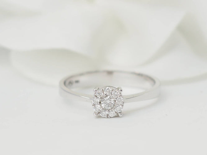 Bague 53 Bague solitaire en or blanc 18 kt et diamants 0,16 ct 58 Facettes 30917