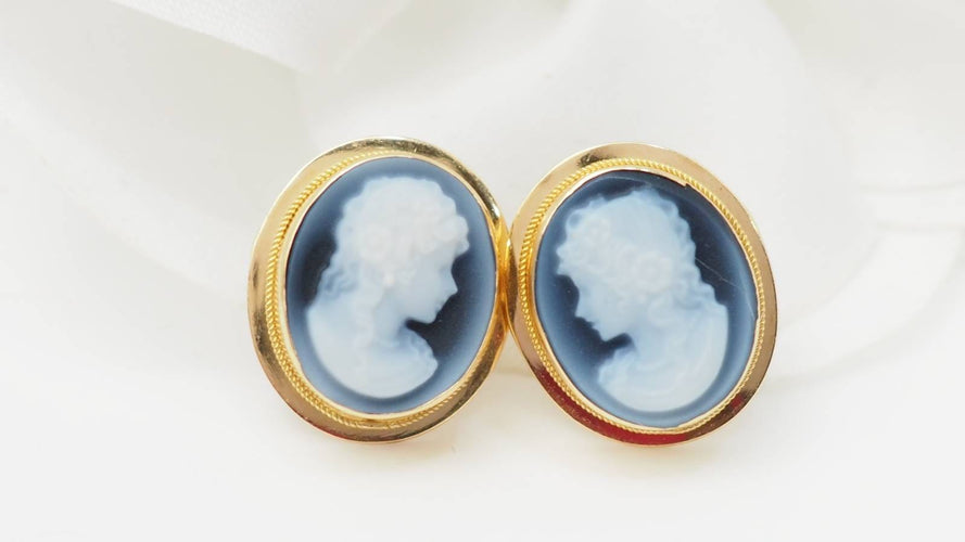 Boucles d'oreilles Boucles d’oreilles camées sur onyx en or jaune 18 ct 750 58 Facettes 32762
