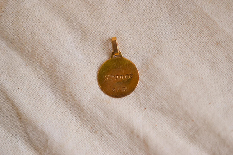 Pendentif Médaille - Pendentif décor floral en or jaune 18 carats et or blanc 58 Facettes Ref2967