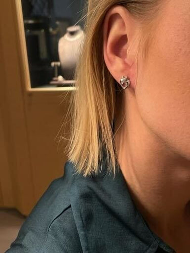 Boucles d'oreilles CHAUMET - BOUCLES D'OREILLES STUD LIENS HEART OR DIAMANTS 58 Facettes 082206-000