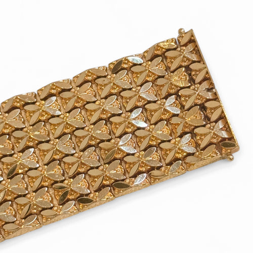 Bracelet Bracelet manchette vintage à maille fleurie souple 58 Facettes REF24083-246