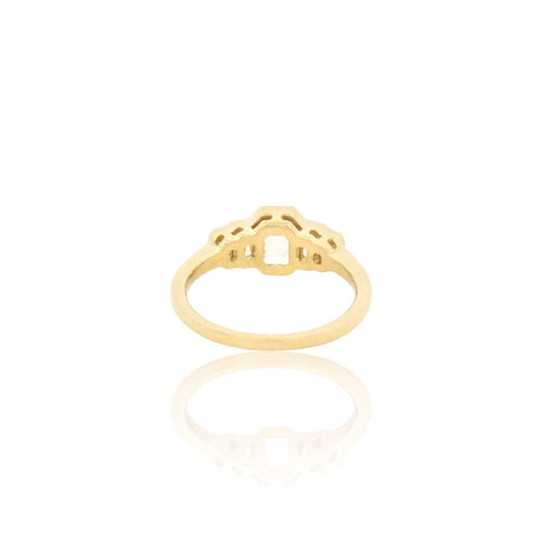 Bague 53 Bague - Taille émeraude en or jaune 18k et diamants 58 Facettes
