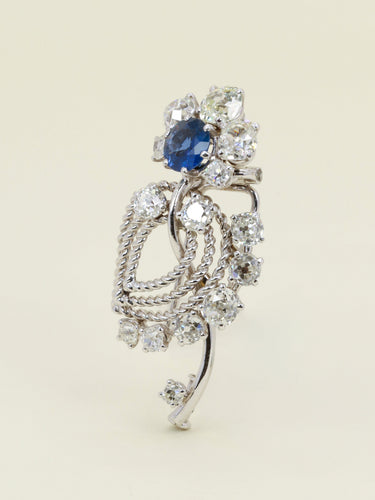 Broche Mauboussin - Broche fleur en or blanc 18k saphir et diamants 58 Facettes 342