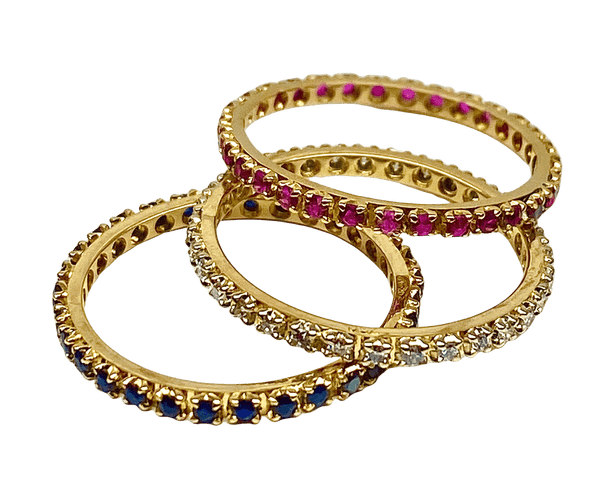 Bague 51 Trilogie d’alliances en or jaune rubis, diamants et saphirs 58 Facettes AB424