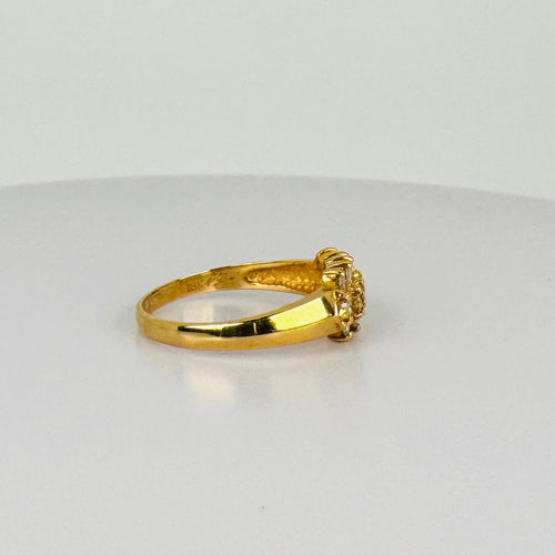 Bague Bague vintage en or jaune 18k et diamants 58 Facettes 2601018