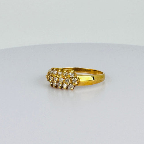 Bague Bague vintage en or jaune 18k et diamants 58 Facettes 2601018