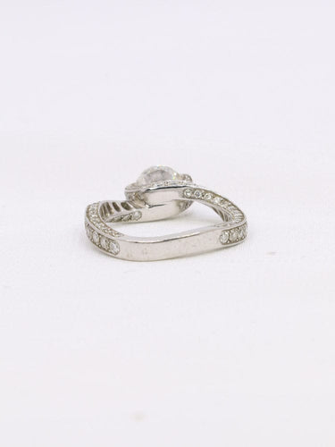 Bague 48 Bague solitaire en or blanc 18 carats et diamants 0,90 ct 58 Facettes 1084.2