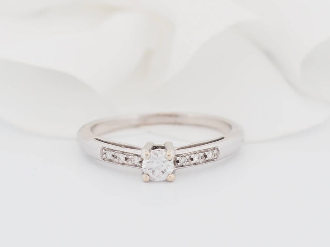 Bague 50 Mauboussin Sel de ma vie - Bague solitaire en or blanc et diamants 58 Facettes 31102