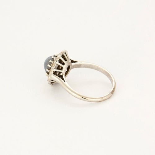 Bague 49,5 Bague en or blanc, saphir étoilée et diamants roses 58 Facettes DINA0039