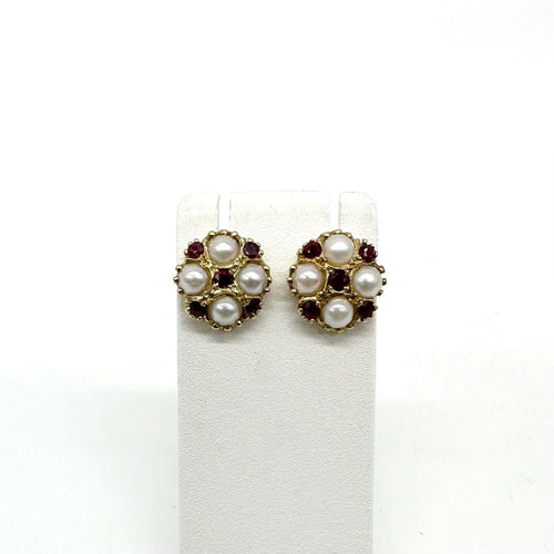 Boucles d'oreilles Boucles d’oreilles en or jaune 750, rubis et perles de culture 58 Facettes Z1351189