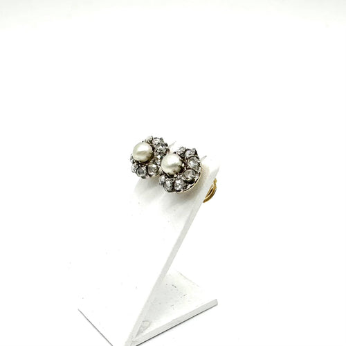 Boucles d'oreilles Boucles d'oreilles en or jaune et platine, perles et diamants 58 Facettes Z1351594