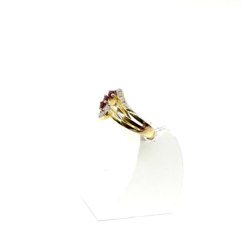 Bague 56 Bague en or bicolore 750, rubis et diamants 58 Facettes Z15B51584