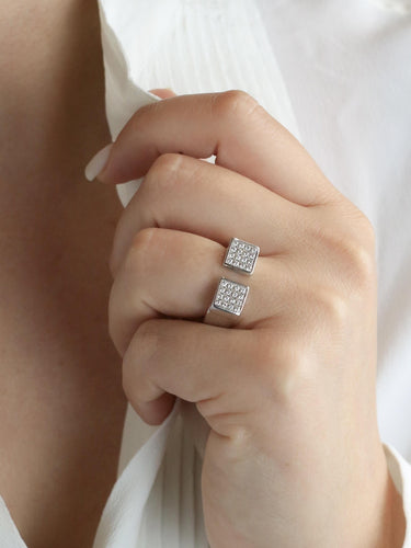 Bague 54 Omega My Choice - Bague chevalière en or blanc 18k et diamants 58 Facettes 1038.2