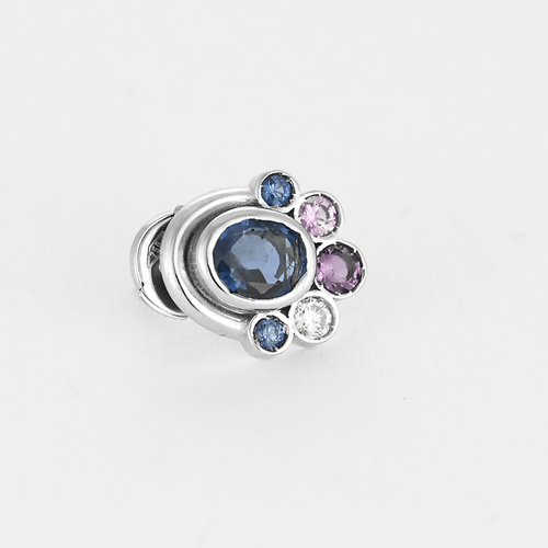 Boucles d'oreilles Paire de boucles d'oreilles en or gris saphirs, diamants, améthystes 58 Facettes DV0188-2