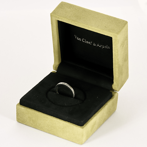 Bague 48 VAN CLEEF & ARPELS - Alliance Diamants Romance en platine et diamants 58 Facettes DV18109-3