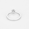 Bague solitaire en platine et diamants