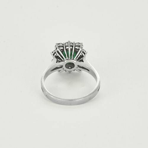 Bague 55 Bague marguerite en or gris émeraude et diamants 58 Facettes DV21287-2-DV0882-1