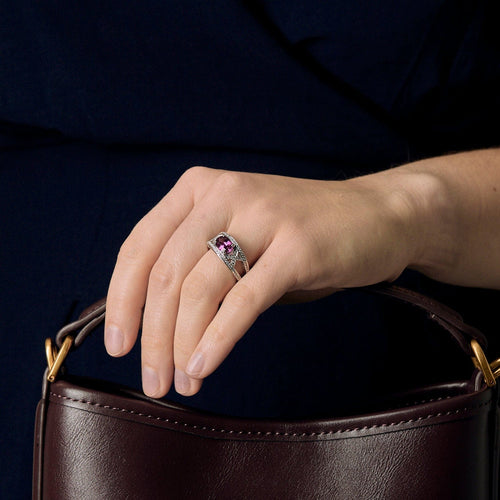 Bague 51 Bague en or gris, saphir rose et diamants 58 Facettes DV21469-1