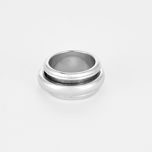 Bague 49 Piaget - "Possession" - Bague en or gris et diamants 58 Facettes DV20192-1