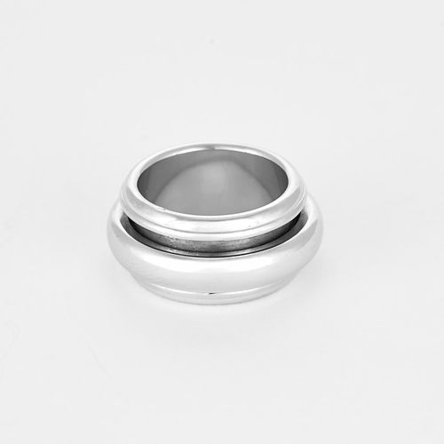 Bague 49 Piaget - "Possession" - Bague en or gris et diamants 58 Facettes DV20192-1