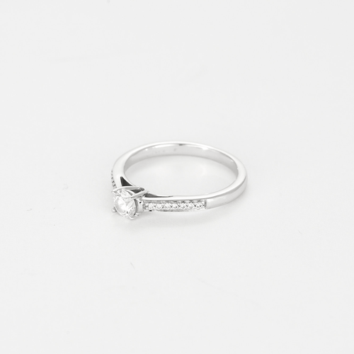 Bague 51 Bague solitaire en or gris et diamants 58 Facettes DV22646-1-51-2