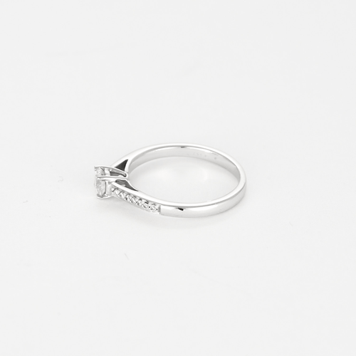 Bague 51 Bague solitaire en or gris et diamants 58 Facettes DV22646-1-51-2