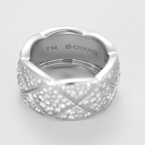 Bague 54 CHANEL- Coco Crush . Large Modèle. Bague en or gris et diamants 58 Facettes DDV21138-3-54-24