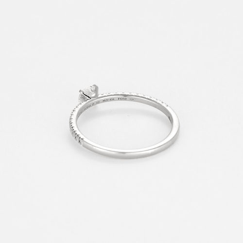 Bague 52 CARTIER - Bague Solitaire Etincelle en platine et diamant 0.30 carat 58 Facettes DV22248-1