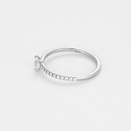 Bague 52 CARTIER - Bague Solitaire Etincelle en platine et diamant 0.30 carat 58 Facettes DV22248-1