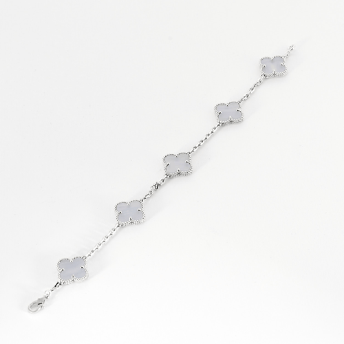 Bracelet Van Cleef &Arpels -Vintage Alhambra- Bracelet en or gris et calcédoine 58 Facettes DV0830-33