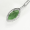 Collier Chaîne et pendentif en or gris, jade et diamants 58 Facettes DV0513-4