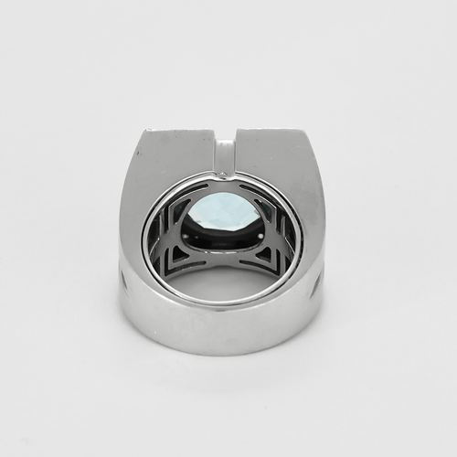 Bague 52 VERSACE - Importante Bague chevalière en or gris, topaze et diamants 58 Facettes DV22972-6-52-1