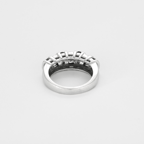 Bague 54 Bague jonc en or gris et diamants 58 Facettes DV22972-10-54-24