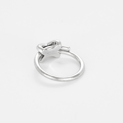 Bague 51 CHAUMET - Bague Jeux de Liens en or gris et diamants 58 Facettes DV24412-2