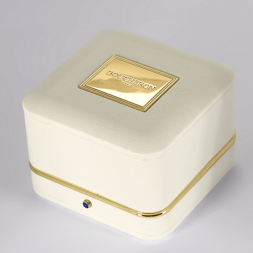 Bague 48 Boucheron - Quatre Radiant - Alliance en or blanc et diamants 58 Facettes DV16277-19