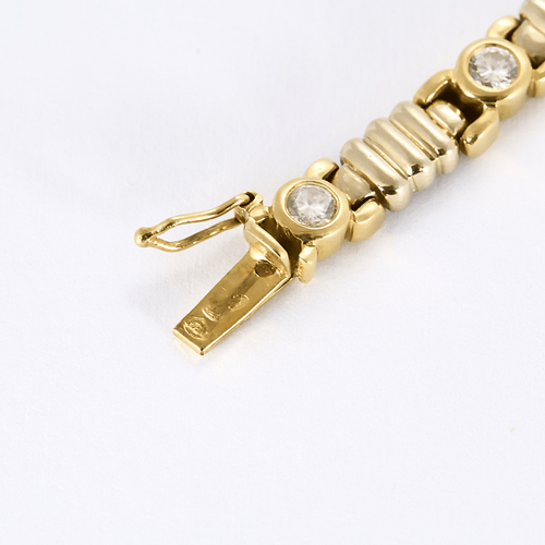 Bracelet Bracelet en or jaune et diamants 58 Facettes DV26327-2