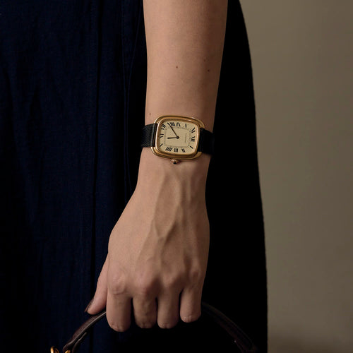 Montre CARTIER - Gondole Jumbo - Rare montre en or jaune à cadran tonneau et mouvement mécanique à remontage manuel 58 Facettes DV26878-3